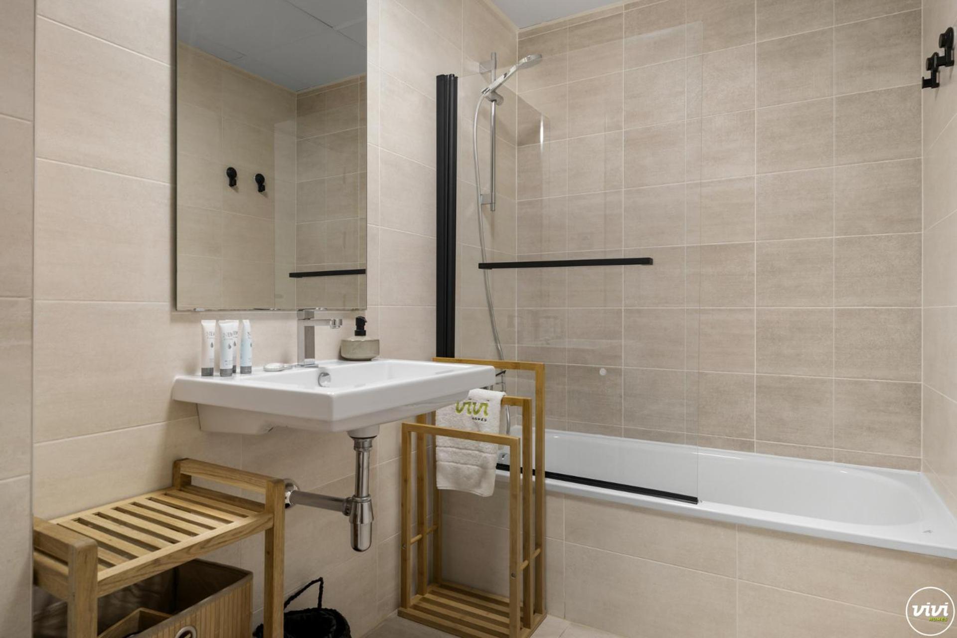 Apartment Vivi Homes - Blossom Pool, Gym & Terrace *