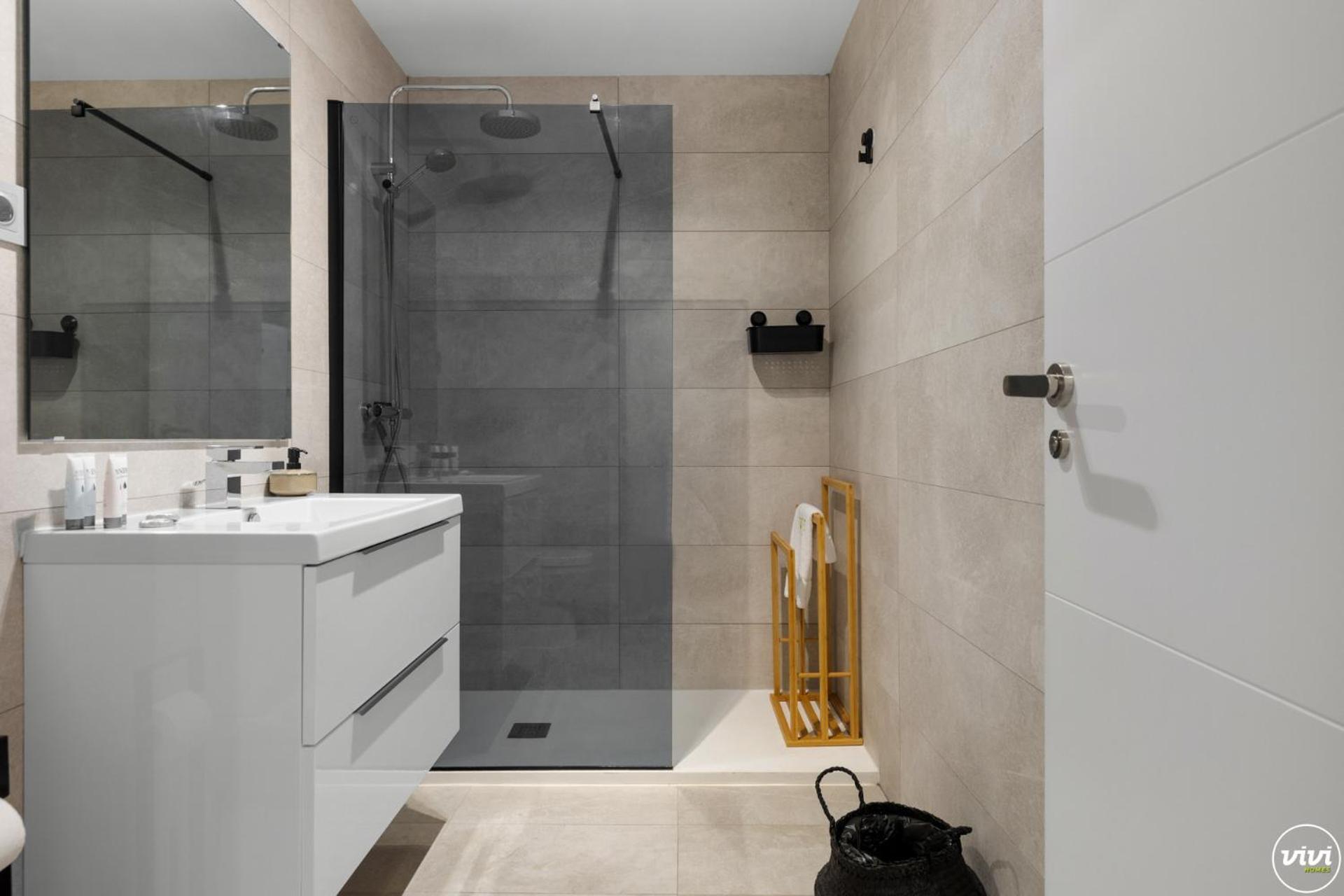 Apartment Vivi Homes - Blossom Pool, Gym & Terrace