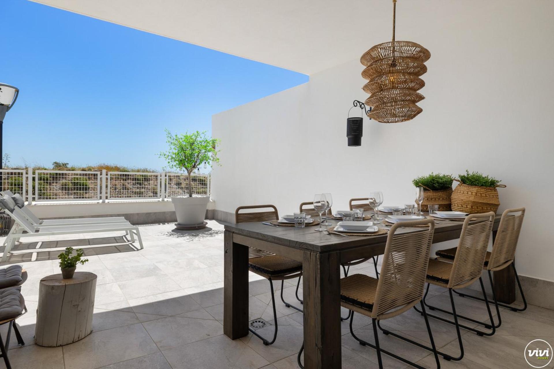 Appartement Vivi Homes - Blossom Pool, Gym & Terrace *