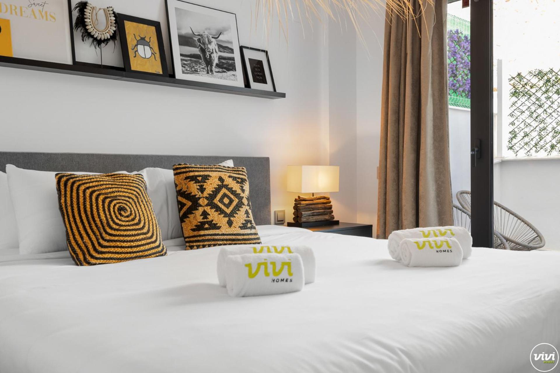 Vivi Homes - Blossom Pool, Gym & Terrace Appartement Benalmádena